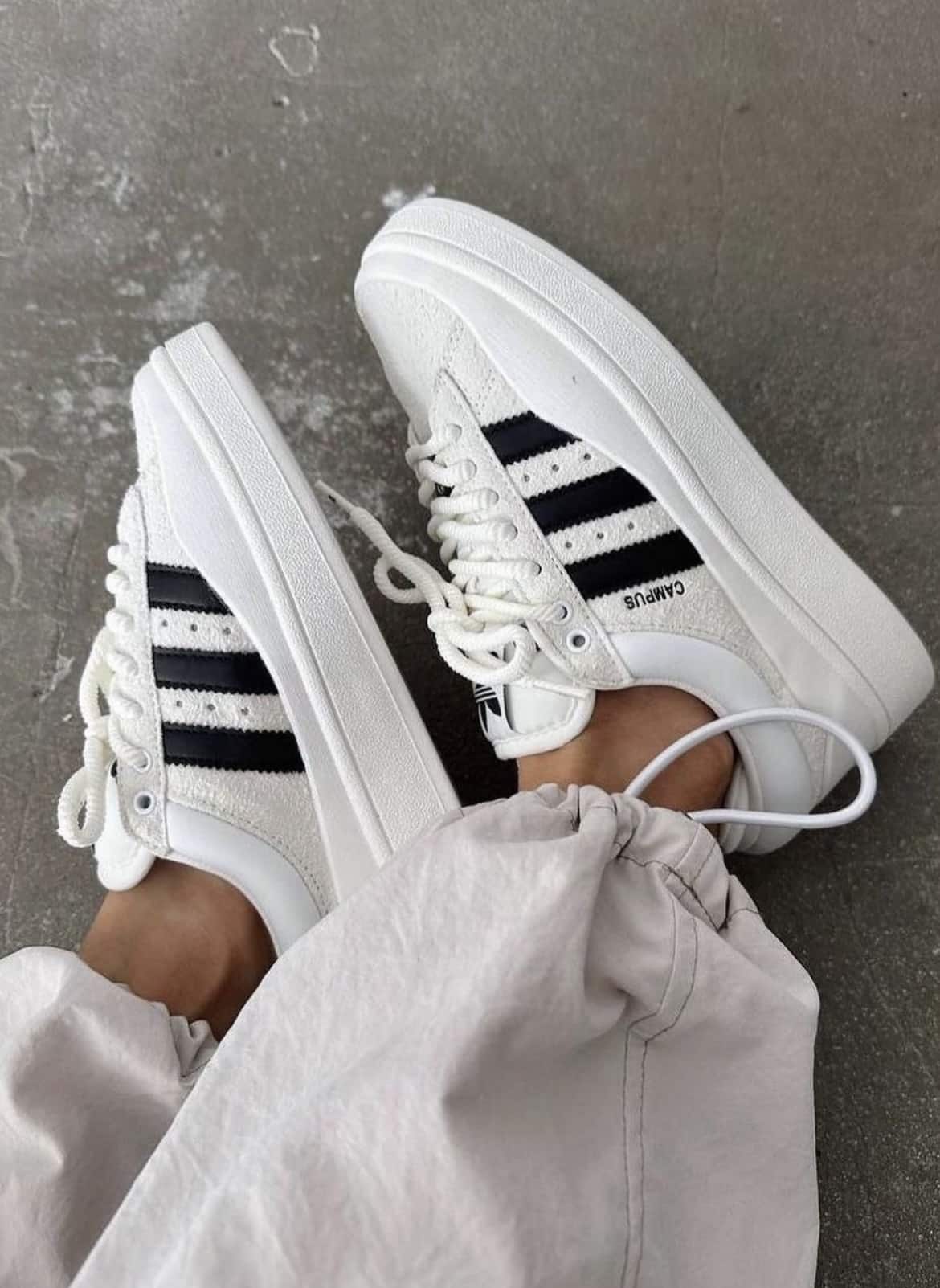 Screenshot Adidas x Bad Bunny Campus - Image 1