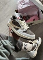 Nike Jordan 1 Low x Travis Scott OG "Reverse Mocha" - Image 2