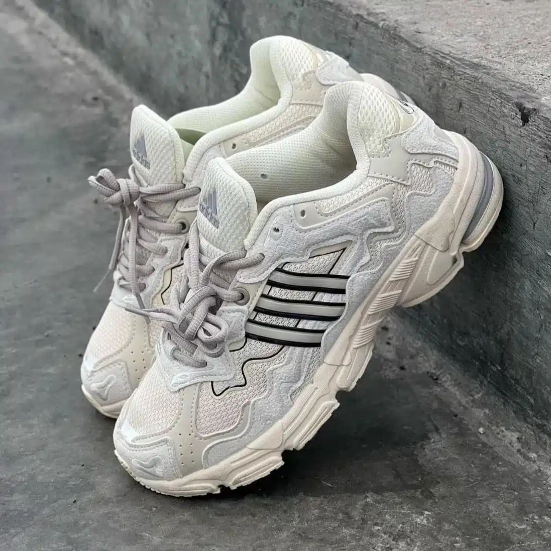 IMG_2956 Adidas x Bad Bunny Response CL "Wonder White" - Image 1